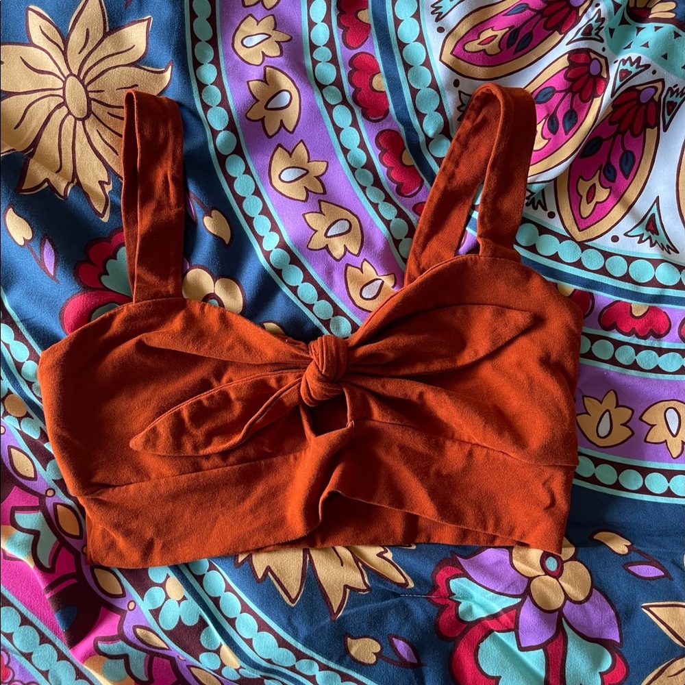 medium crop top